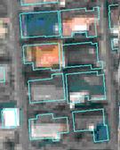 IKONOS画像（大垣市街）（(C)日本スペースイメージング（株））DMデータの重ね合わせ（左）