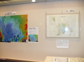 写真：伊勢湾台風洪水状況図とデジタル標高地形図
