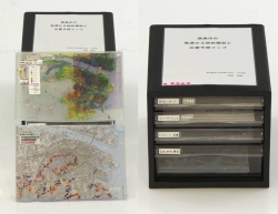 作品：徳島市の見透せる地形模型と災害予想マップ