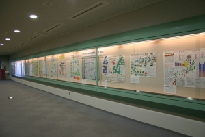 写真:地図と測量の科学館作品展示風景6