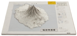 作品：地図模型：利尻島